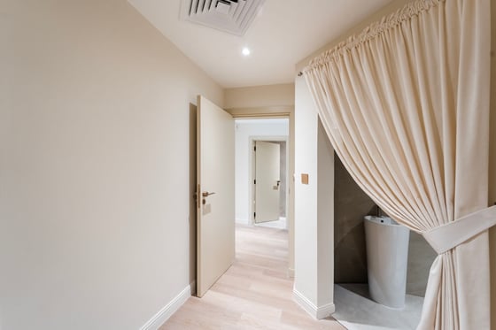 Fully Renovated | High Floor | Vacant..., picture 18