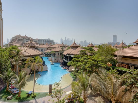 Lagoon and Skyline Views | Beach Access., picture 20