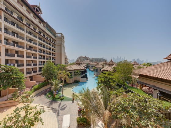 Lagoon and Skyline Views | Beach Access., picture 21
