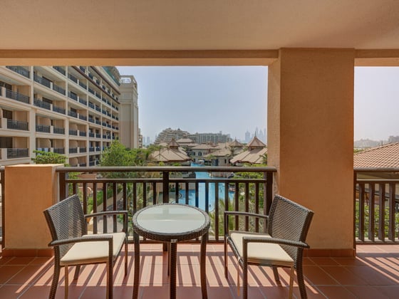 Lagoon and Skyline Views | Beach Access., picture 22