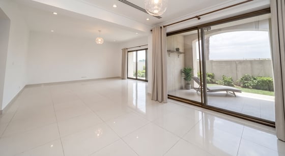 Spacious | Landscaped | Vacant.........., picture 2