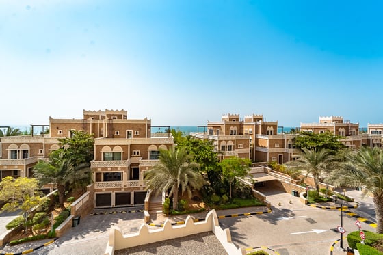Exclusive | Vacant On Transfer | Partial Sea View, picture 1