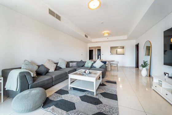 Exclusive | Vacant On Transfer | Partial Sea View, picture 7