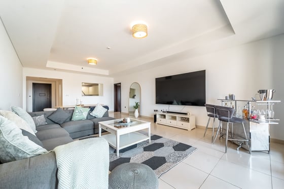 Exclusive | Vacant On Transfer | Partial Sea View, picture 3