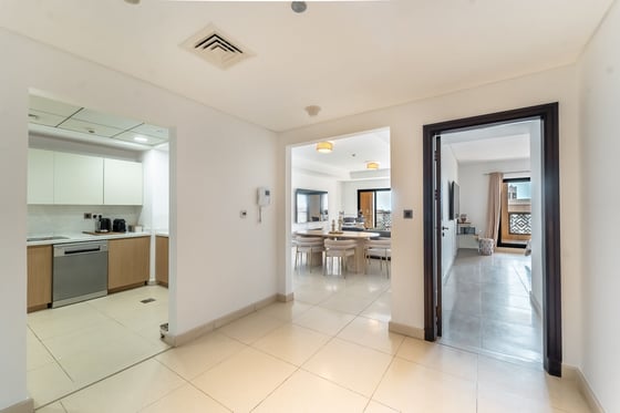 Exclusive | Vacant On Transfer | Partial Sea View, picture 9