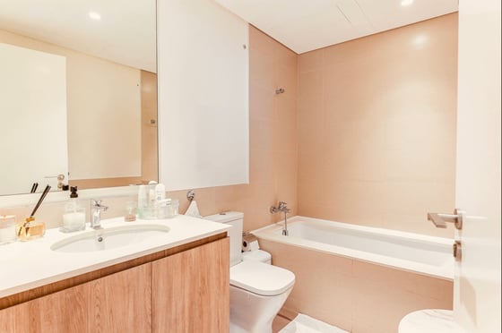 Large Corner 2BR | Full Park View | Vacant, picture 7