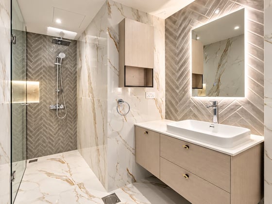 Fully Upgraded | High Floor | Stunning Sea Views, picture 14