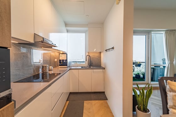 Fully Upgraded | High Floor | Stunning Sea Views, picture 7