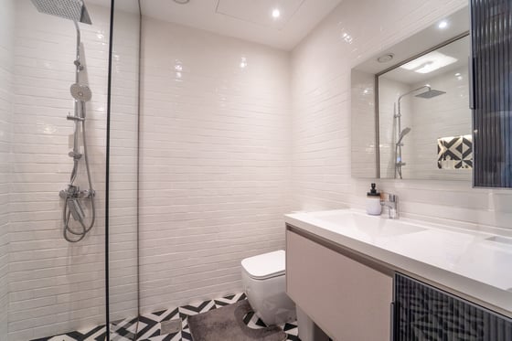 Fully Upgraded | High Floor | Stunning Sea Views, picture 19