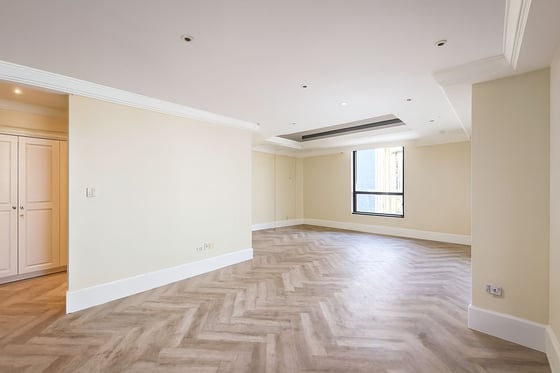 Vacant | Large Duplex | Private Pool...., picture 5