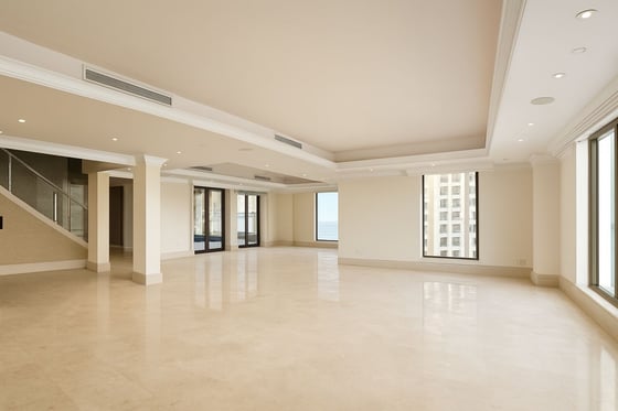 Vacant | Large Duplex | Private Pool...., picture 1