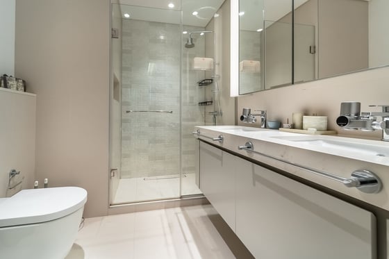 Fully Furnished I Upgraded I Marina View, picture 25