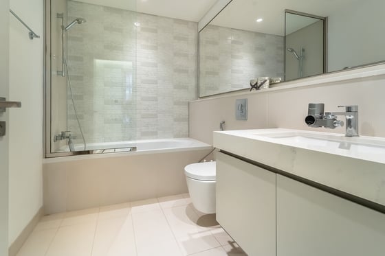 Fully Furnished I Upgraded I Marina View, picture 24