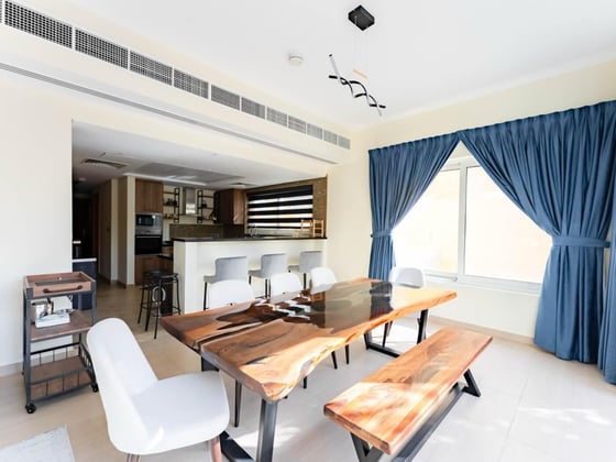 One of a Kind | Corner Unit | Vacant soon, picture 3