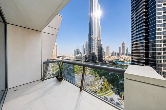 Burj Khalifa View | UPGRADED | Maid's Room, picture 1