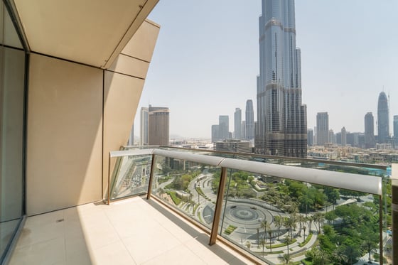Burj Khalifa View | UPGRADED | Maid's Room, picture 18