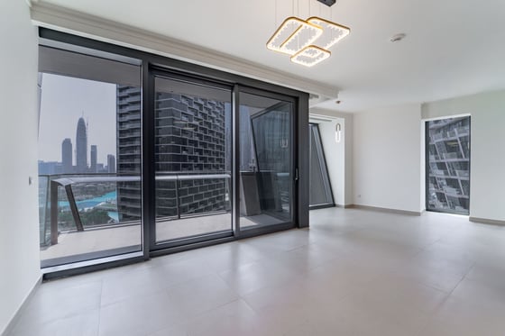 Burj Khalifa View | UPGRADED | Maid's Room, picture 4