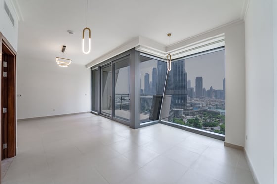 Burj Khalifa View | UPGRADED | Maid's Room, picture 2
