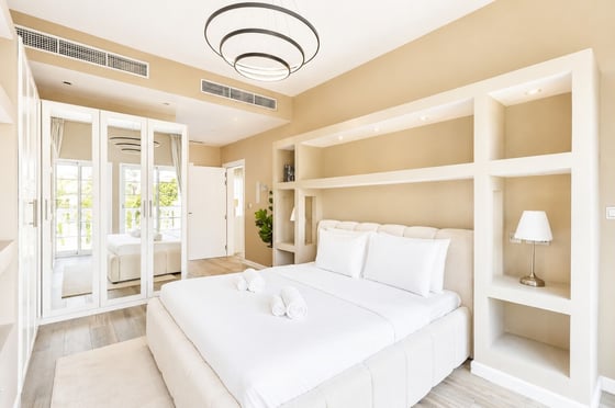 Fully Upgraded | Furnished | Quiet | Vacant, picture 11