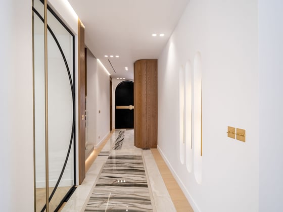 Sophisticated Villa with Private Pool and Terrace, picture 16