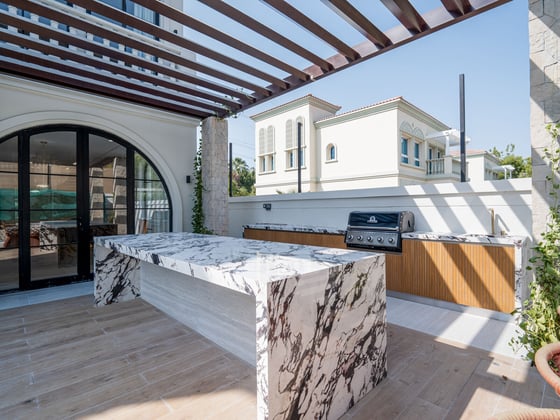 Sophisticated Villa with Private Pool and Terrace, picture 32
