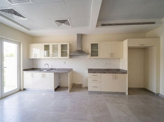 Vacant Soon | Big Garden | Unfurnished.., picture 6