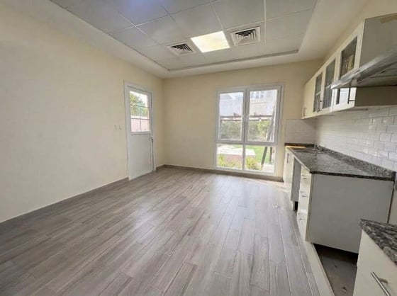 Vacant Soon | Big Garden | Unfurnished.., picture 8