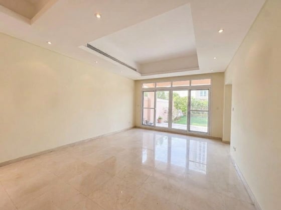 Vacant Soon | Big Garden | Unfurnished.., picture 3