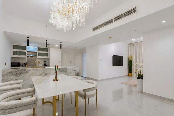 Turnkey | Boulevard View | Fully Upgraded, picture 3