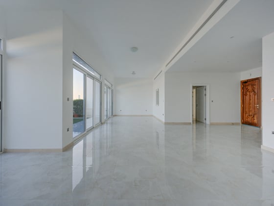 Beachfront | Sea View | Spacious........, picture 5