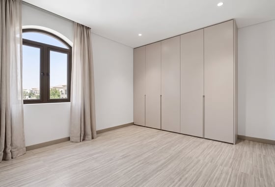 Lux Upgrades | Golf View | Spacious....., picture 11