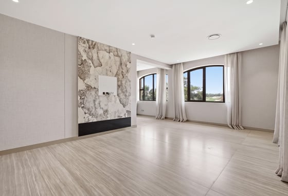 Lux Upgrades | Golf View | Spacious....., picture 8