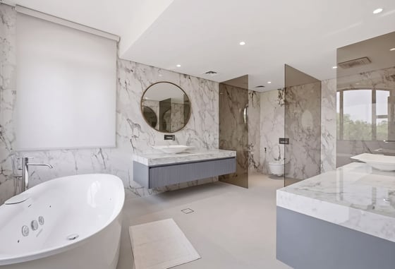 Lux Upgrades | Golf View | Spacious....., picture 12