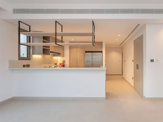 Vacant | Luxury Living | Green Community, picture 2