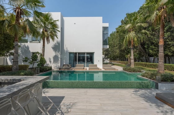 An impressive 4-bed villa with pool in Al Barari’s The Nest, picture 2