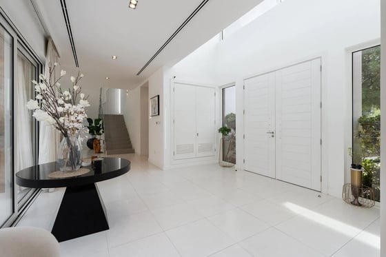 An impressive 4-bed villa with pool in Al Barari’s The Nest, picture 10