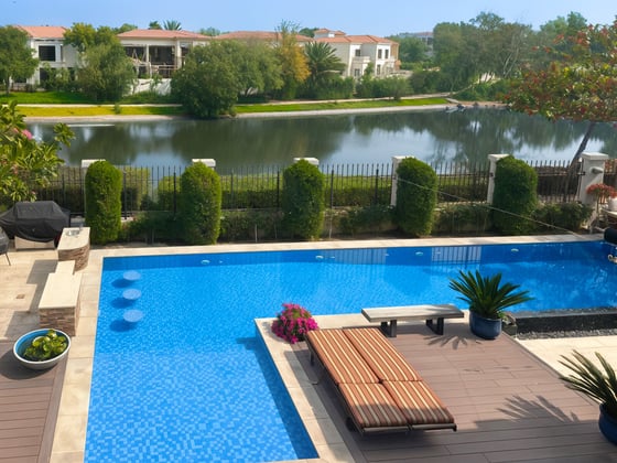 Exclusive Upgraded Lakefront Villa, picture 13