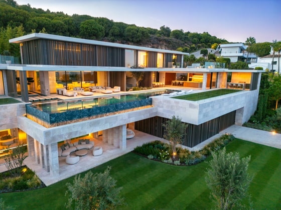 A substantial architectural residence into 5star golf resort, picture 18