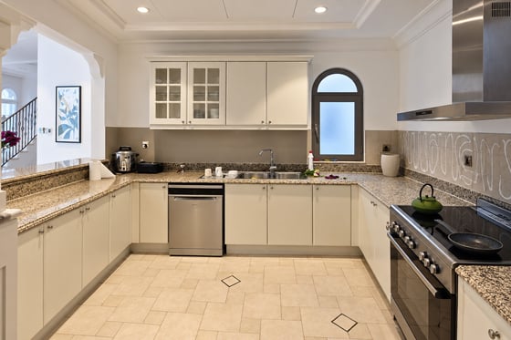 Upgraded Villa | Private Pool | Fully Furnished, picture 6
