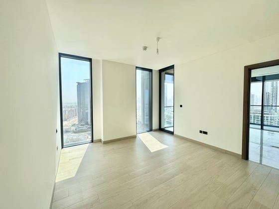 Spacious |  Maids Room  |  Burj Khalifa View, picture 10