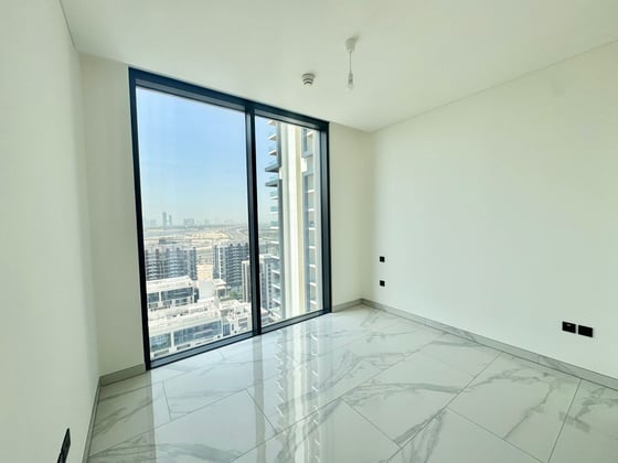 Spacious |  Maids Room  |  Burj Khalifa View, picture 11