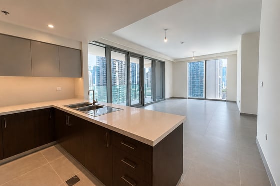 Modern & Bright | Boulevard View | Maids Room, picture 1