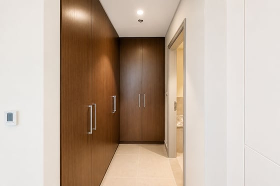Modern & Bright | Boulevard View | Maids Room, picture 16