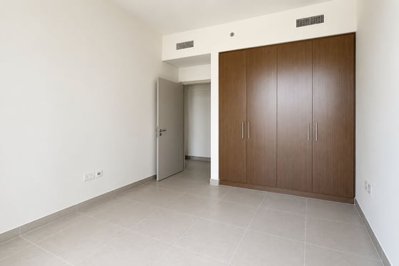 Modern & Bright | Boulevard View | Maids Room, picture 14