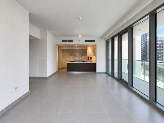 Modern & Bright | Boulevard View | Maids Room, picture 3