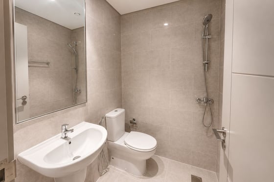 Modern & Bright | Boulevard View | Maids Room, picture 19