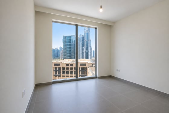 Modern & Bright | Boulevard View | Maids Room, picture 10