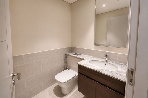 Modern & Bright | Boulevard View | Maids Room, picture 20