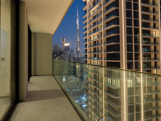 Elegant Waterfront Apartment in Business Bay, picture 1