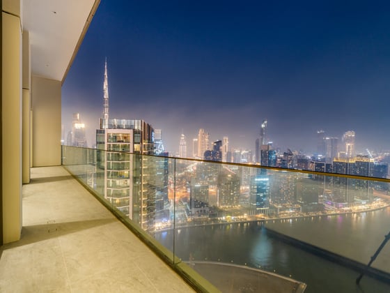 Elegant Waterfront Apartment in Business Bay, picture 1